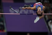 | Photo: AP/Thibault Camus : 2024 Paris Paralympics: Men's High Jump T63 final